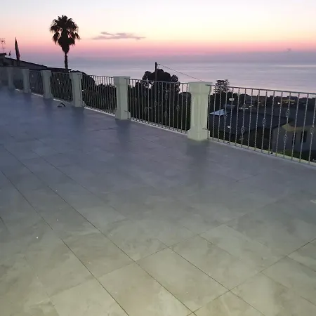 Borgo Panoramico N 9 تروبيا