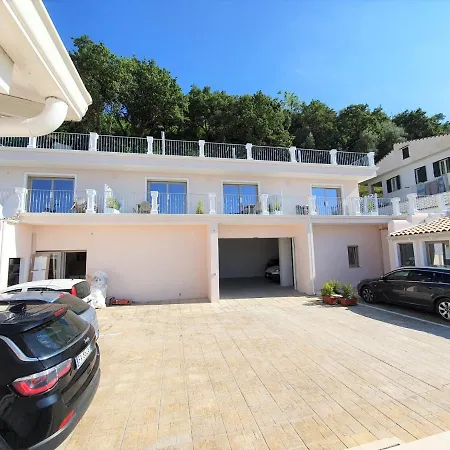 公寓 Borgo Panoramico N 9 *