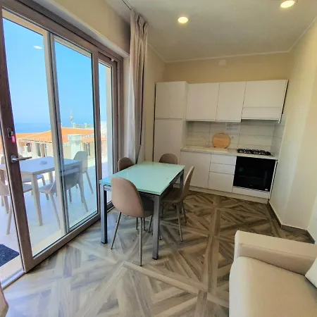 Borgo Panoramico N 9 * Tropea